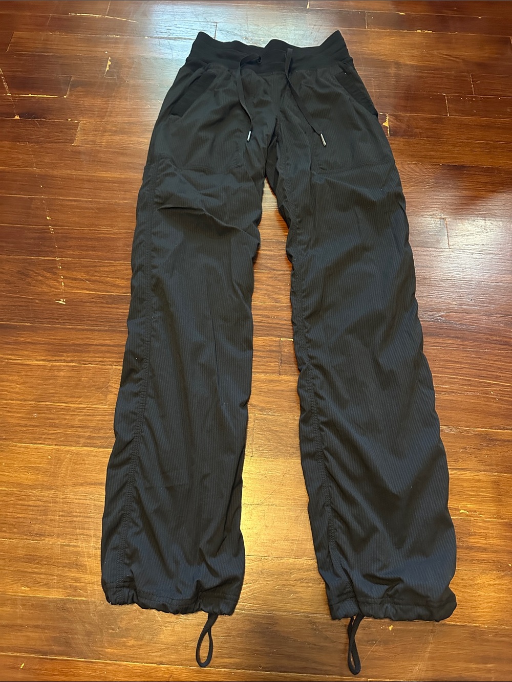 lululemon athletica Black Women’s Drawstring Jogger Pants SIZE 0 REG
